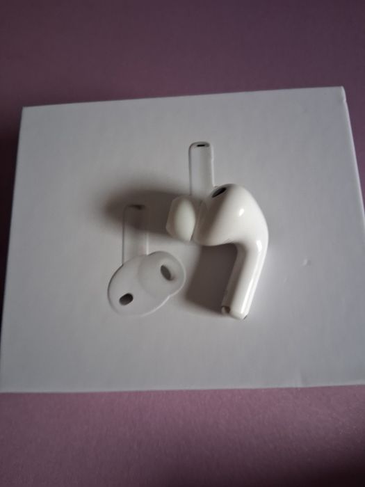 Air Pods 3 Pro .