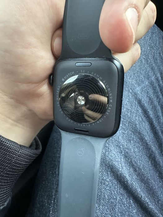 Apple watch se2 44mm гарантия