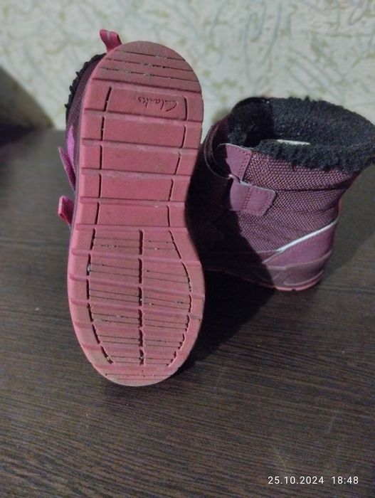 Взуття для дівчаток