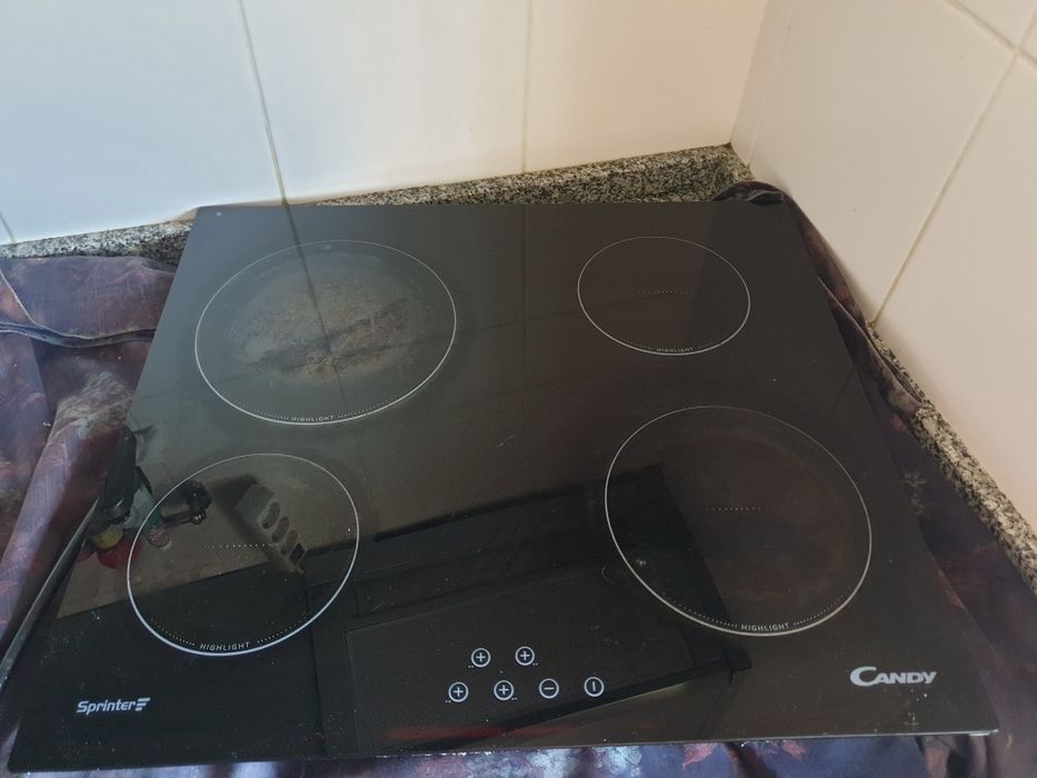 Placa vidroceramica  candy para peças