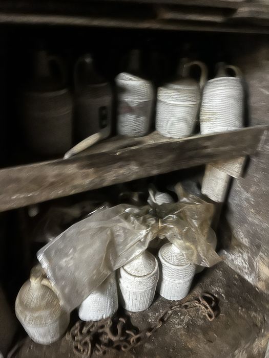 Garrafões de vinho antigos