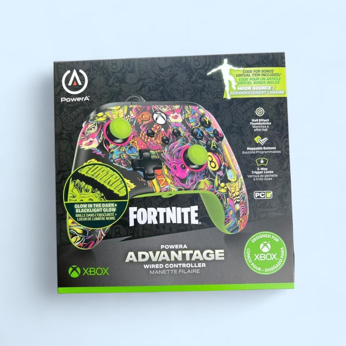 Геймпад PowerA Advantage Wired Controller Fortnite Glow