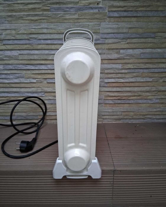 Vende-se Mini Aquecedor a Óleo Usado