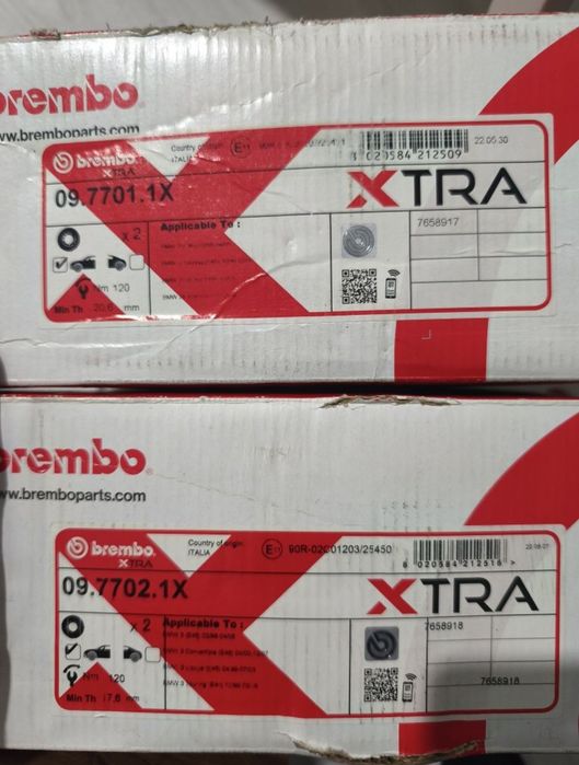 Discos de Travão Brembo Xtra Perfurados Novos 09.7021.2X