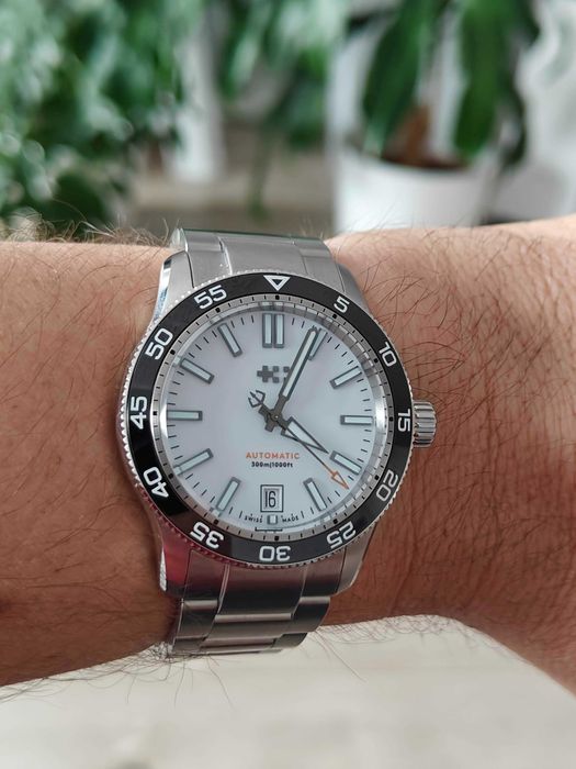 Christopher Ward Trident Pro 300 (38mm)