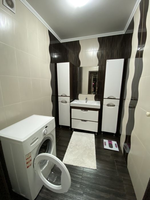 Продажа 2- уровненной стильной 4 комнатной квартиры