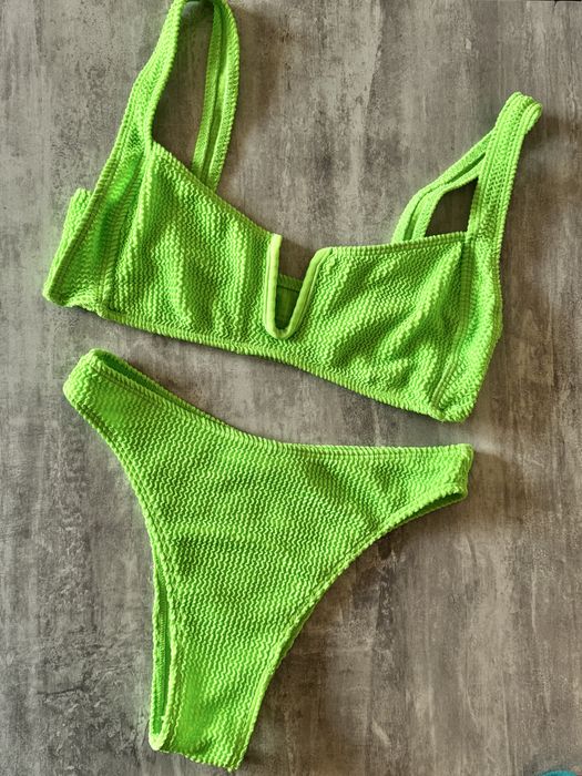 Купальник яскравий висока посадка фігурний виріз зелений неоновий