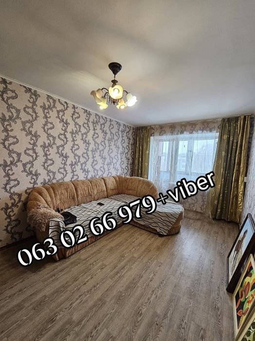 Продам 1-кім квартиру на третьому поверсі