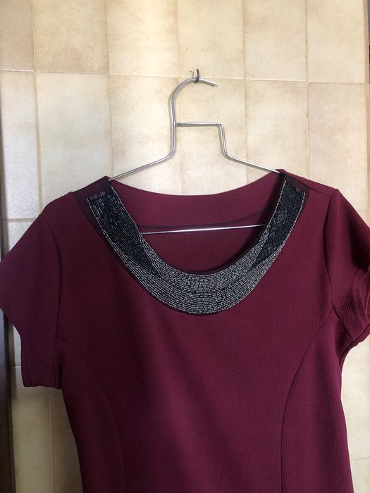 Dois Vestidos bordô de festa outro castanho e tejolo