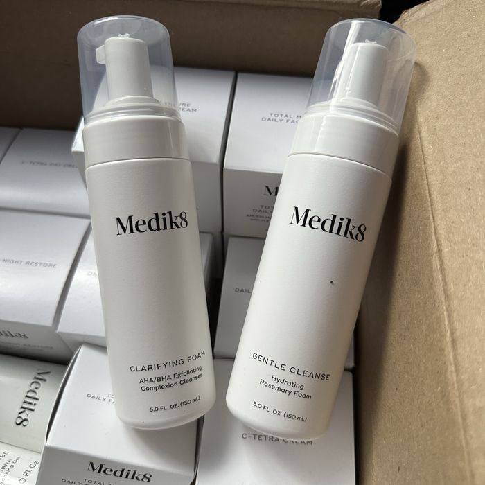SALE‼️Нова косметика Medik8 креми Total Moisture daily night retinal