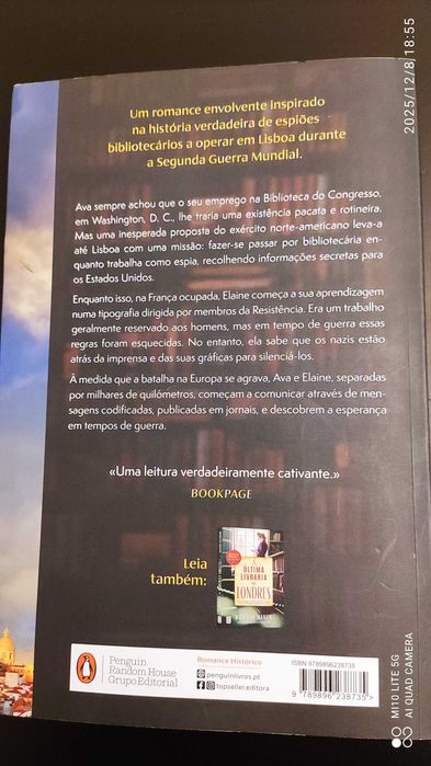Uma Espia Americana em Lisboa - Madeline Martin - portes grátis