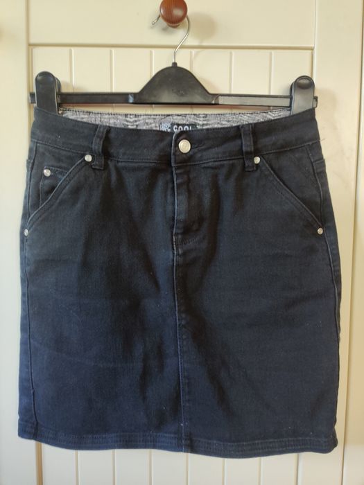 Czarna spódnicai 36/S Tchibo