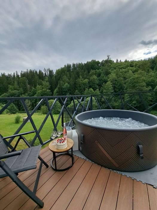 Noclegi Janowice Wielkie Jacuzzi Na Odludziu Wakacje W Lesie