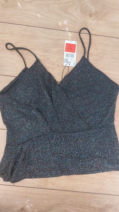 Nowa z metką koszulka top na ramiączkach czarna błyszcząca MNG mango M