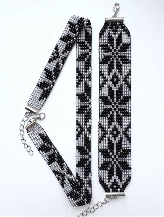 Чокери, браслети, набори з чеського бісеру