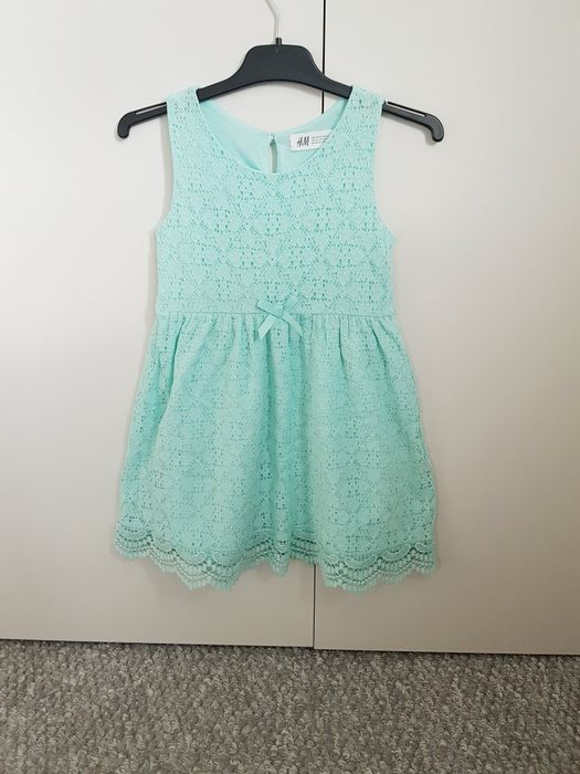 Sukienka koronkowa H&M miętowa r.110/116