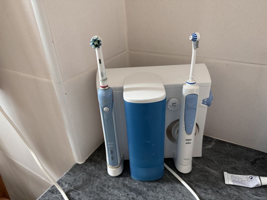 Centro dentario oral b