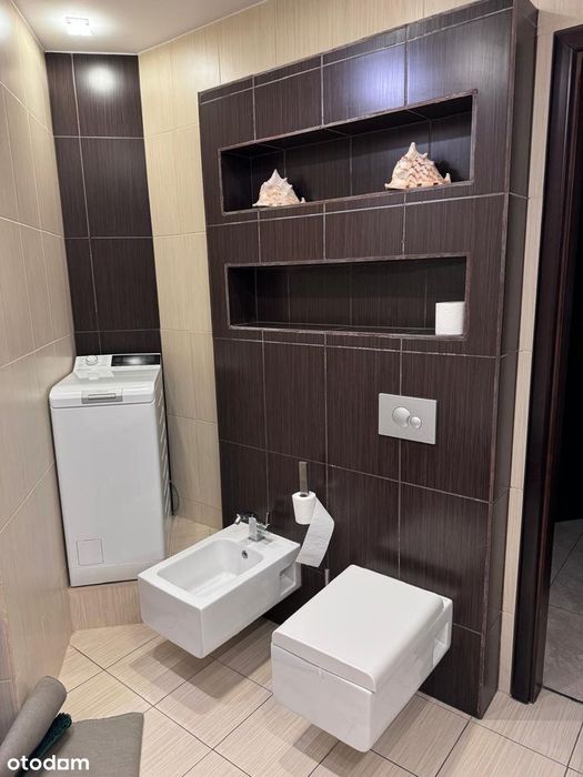 Wysoki standard , 4 pokoje , 83 m² ,klimatyzacja.