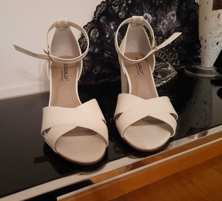 White Sandals, Picadilly, Size 37