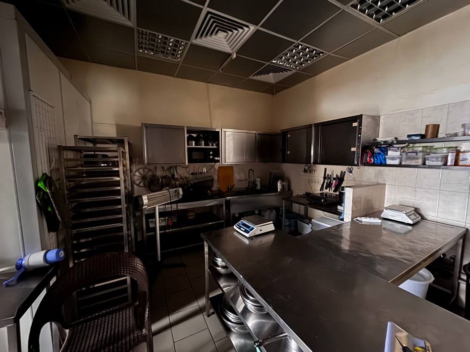 Продам бізнес кондитерський цех ,кухня під виробництво,дарккітчен
