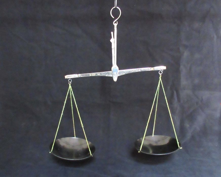 Balança Suspensão - U.R.S.S. (Ref. 8)