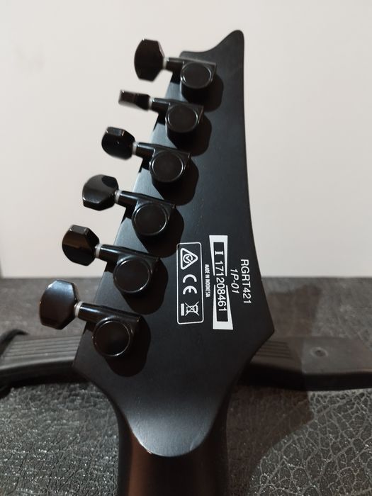 Gitara Ibanez RGRT 421 EMG