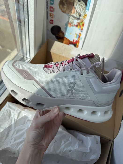 Кроссовки on cloud