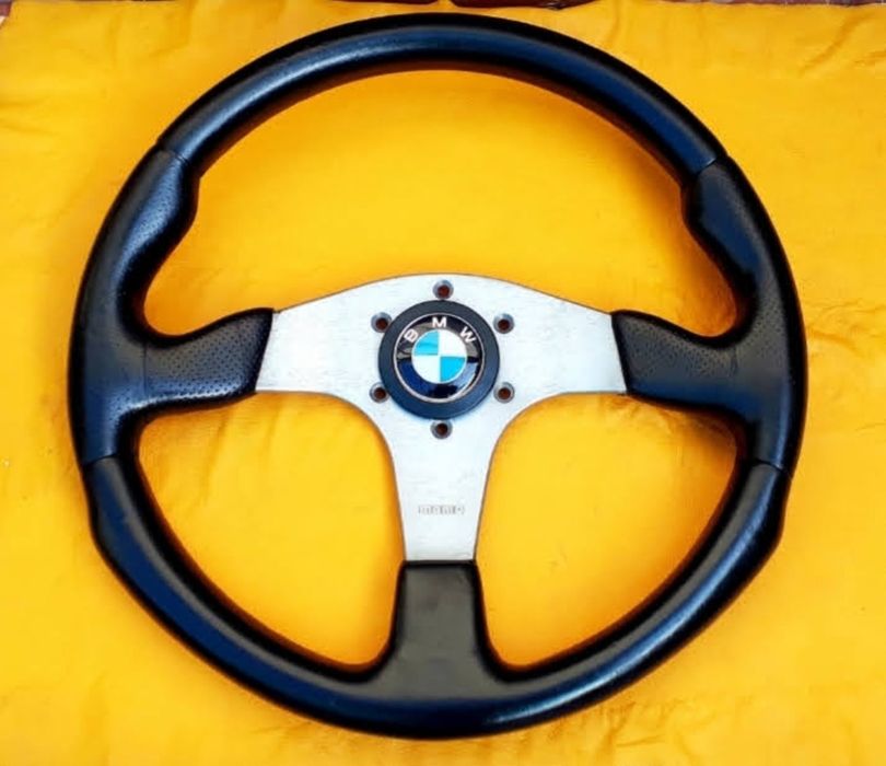 Спорт рули momo bmw audi nardi raid omp vicktor mersedes