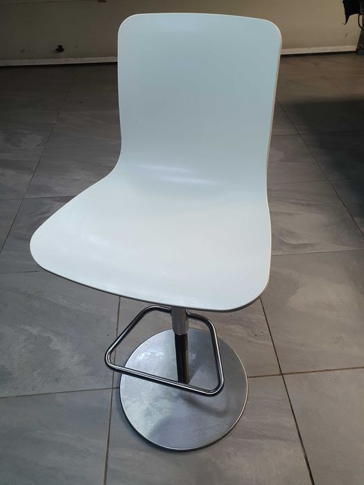 Krzesło obrotowe z salonu PLAY