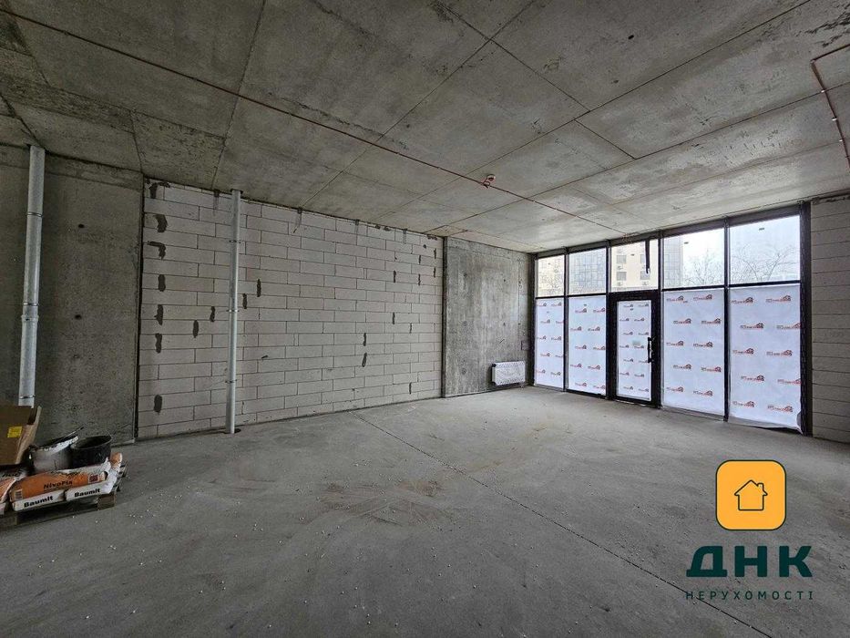 Фасадная коммерция в Аркадии 118 метров, 2 входа с Генуэзской и двора