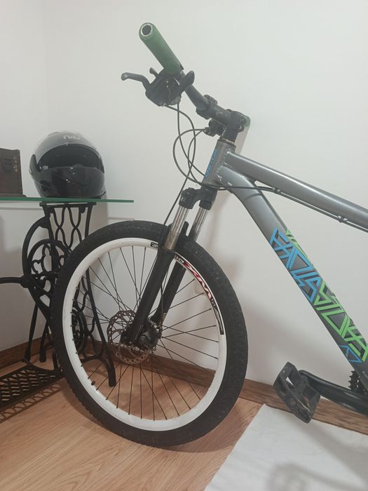 Bicicleta dirtibike