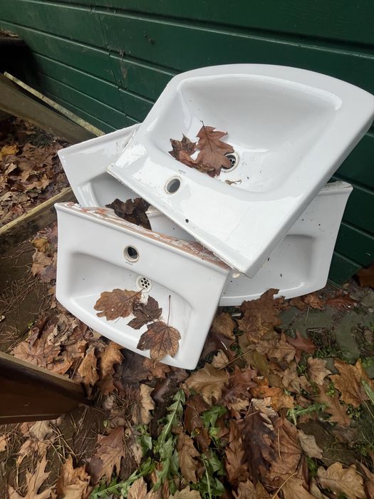 Brodziki, Umywalki, WC