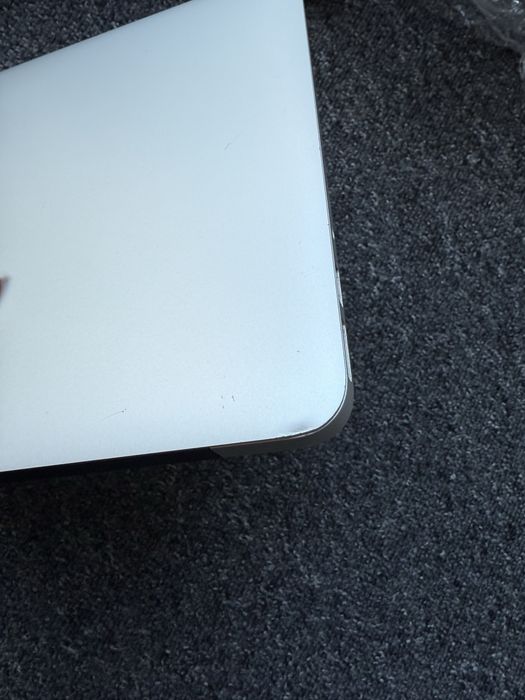 MacBook Air, stan bardzo dobry