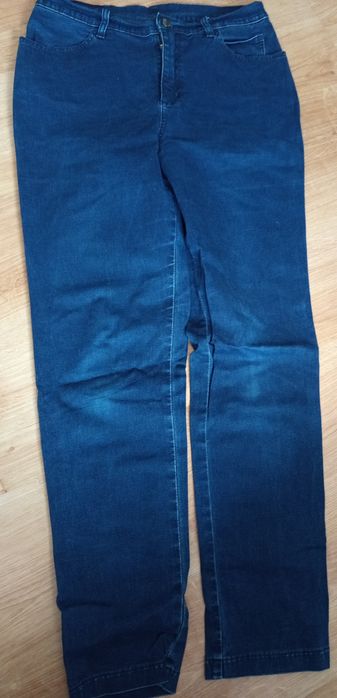 jeansy rozmiar 28