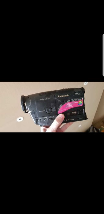 Продам винтажную видеокамеру