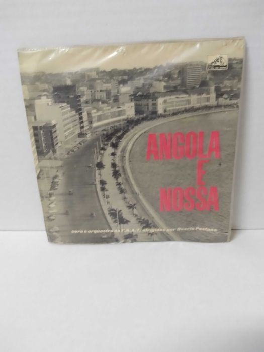 ANGOLA É NOSSA - Coro e Orquestra  da FNAT (1961)