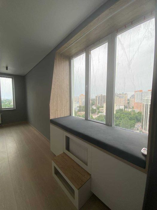 3к квартира с ремонтом в ЖК 4 сезона. 101 кв.м. Секция 2