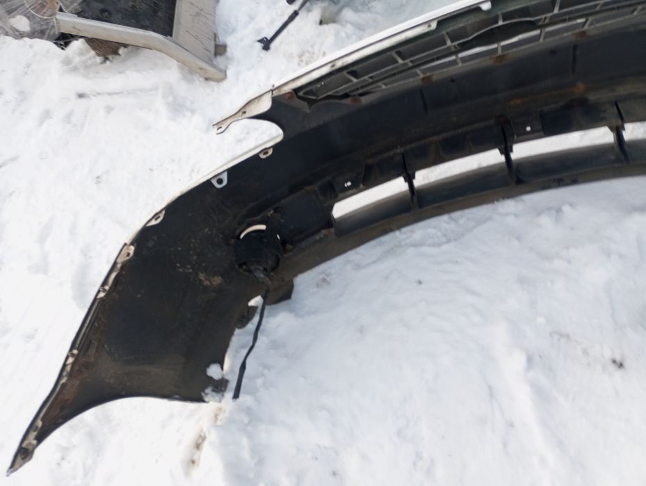 Бампер Kia Carens 2 Каренс 2