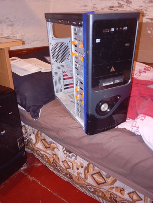 Корпус для пк. ATX