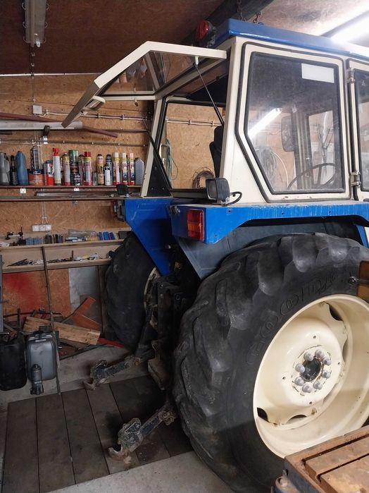 Ciągnik rolniczy Lamborghini 754DT uszkodzony silnik
