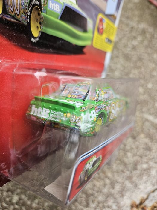 Marek Marucha Nowe metalowe Cars Auta Disney Mattel
Firma Mattel, oryg