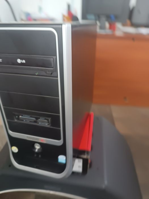 Komputer stacjpnarny YAMO ENGINE 726