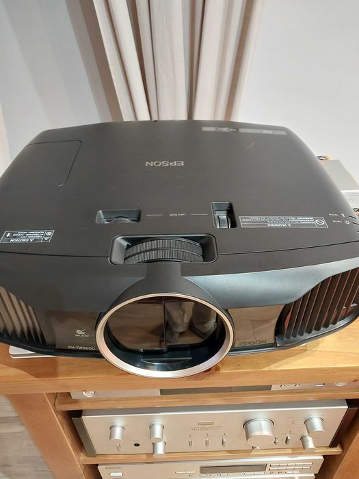 REZERWACJA -Projektor EH TW9200