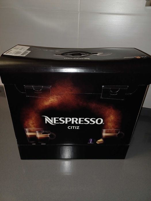 Máquina de Café nova, Marca: Nespresso CitiZ Black