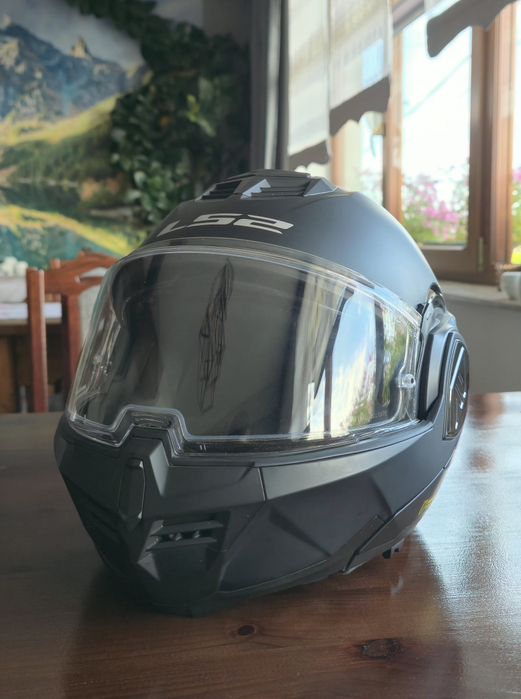 Kask szczękowy LS2 ADVANT