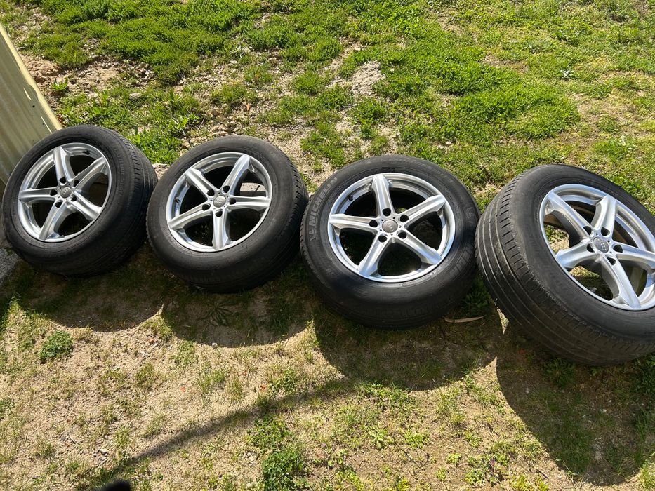 4 pneus a Venda Audi