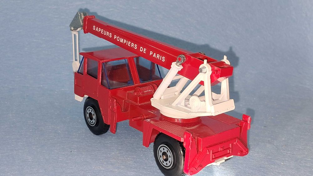 Miniatura Camião dos Bombeiros Solido Unic