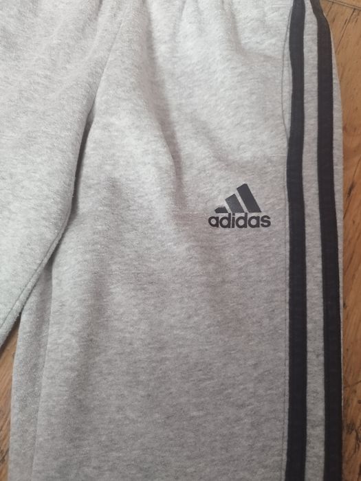Штани спортивні на флісі Adidas на 7-8 років