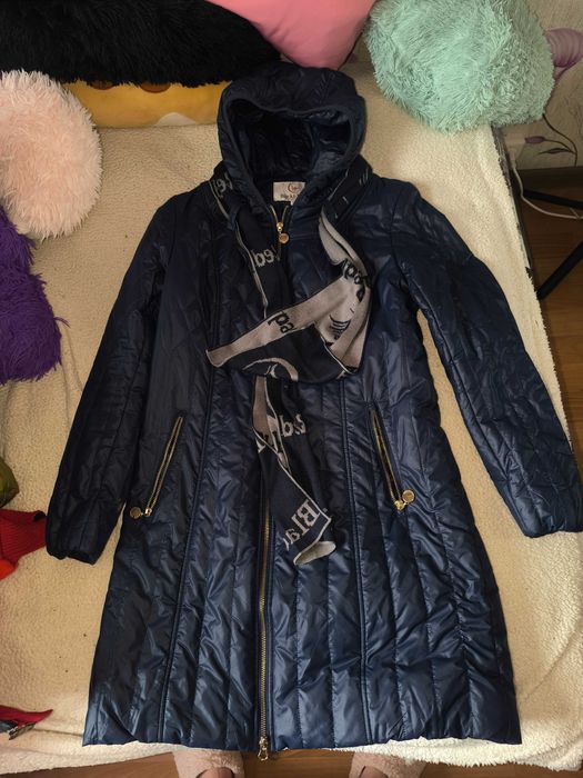 Куртки на выбор, одну отдам бесплатно