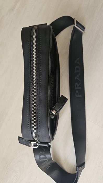 PRADA listonoszka czarna męska